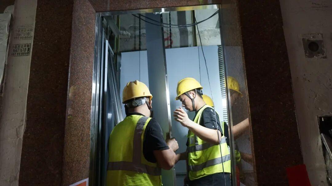 武汉一小区，两个月换了92部电梯！