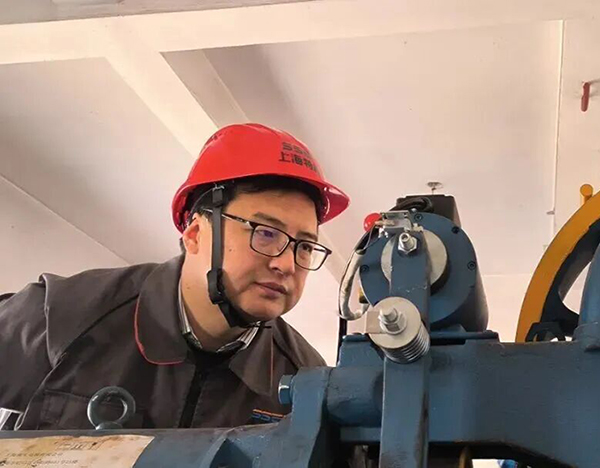 最美特设人 | 冯双昌:匠心守护“上上下下”的安全